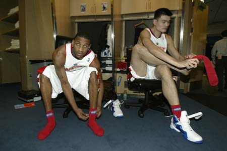 FIFA女足最新排名：中国女足下降一位至世界第17，亚洲第四（FIFA女足排行更新：中国队跌至世界第17位，亚洲第4）