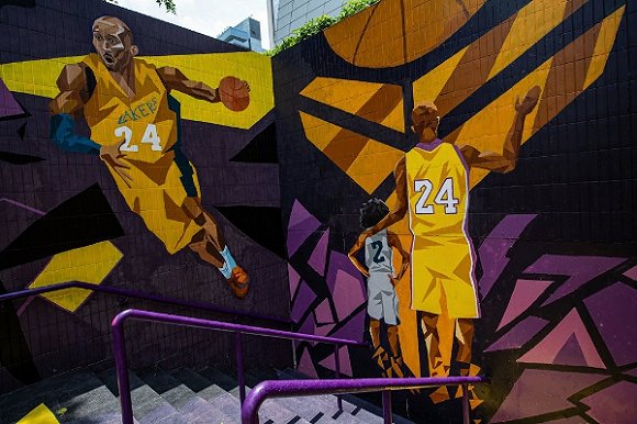 雷迪克：湖人希望东契奇尽快回归，但目前没有确切归队日期（雷迪克称湖人盼东契奇早日复出，但暂无明确回归时间）