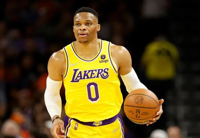 💡早报：萨拉赫回归利物浦大名单（💡晨报：萨拉赫重返利物浦大名单）