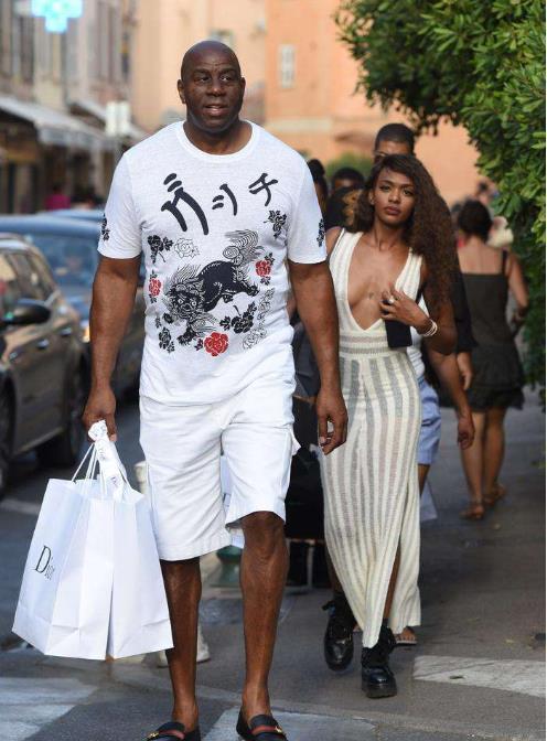 索默：我会弹吉他和钢琴；退役后我应该不当教练，压力太大了（索默自述会弹吉他和钢琴，退役后不当教练：压力太大）